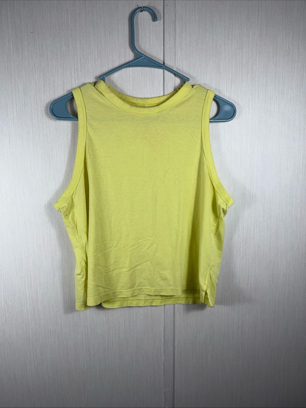 Lululemon Tank Top Womens 6-8 Yellow Lightweight Yoga Gym Workout